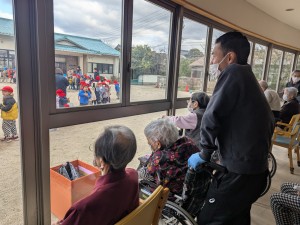 とんどさん